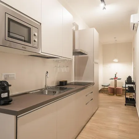 C3 Top Class Apartment, 2 Camere Da Letto, 2 Bagni, Giardino Distante 15 Minuti A Piedi Da Fontana Di Trevi Rome Exterior photo