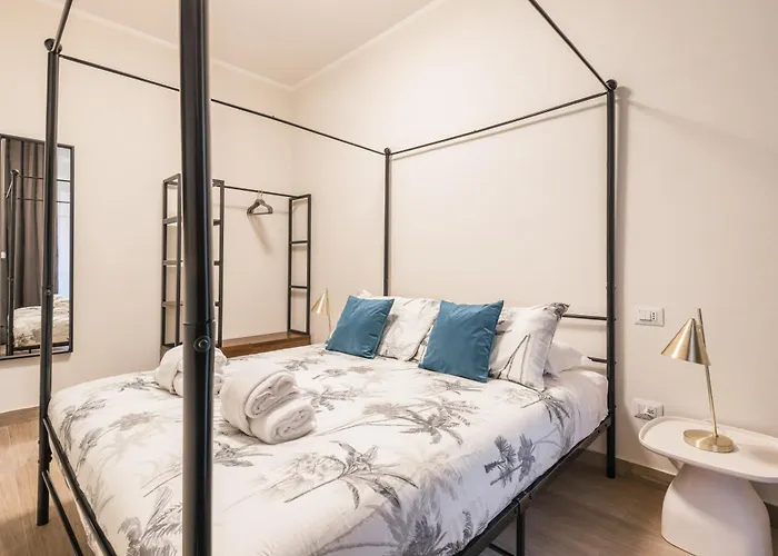 C3 Top Class Apartment, 2 Camere Da Letto, 2 Bagni, Giardino Distante 15 Minuti A Piedi Da Fontana Di Trevi